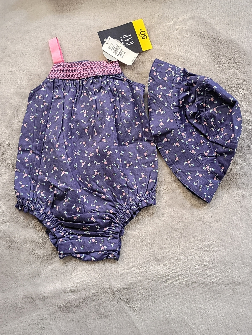 Girl's NWT Gap Kids Floral Romper & Sun Hat SPF 50 3 6 Mos